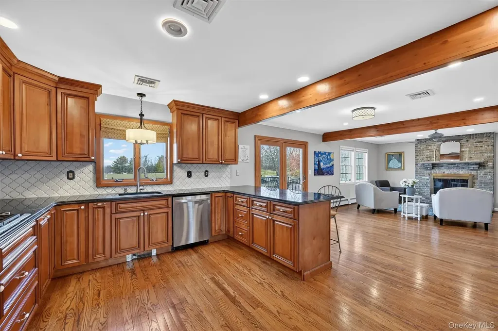 4 Cara Court Goshen NY 10924