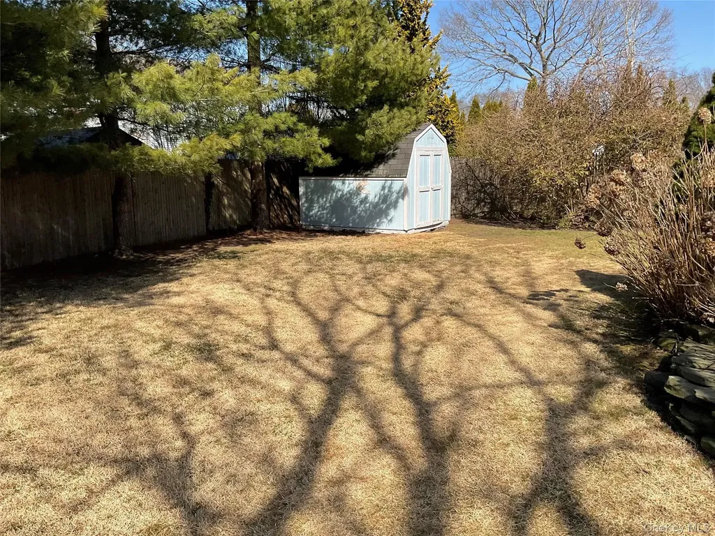 7 Tipton Drive W Shirley NY 11967
