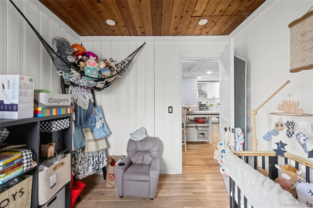 28 Old Cow Path Miller Place NY 11764