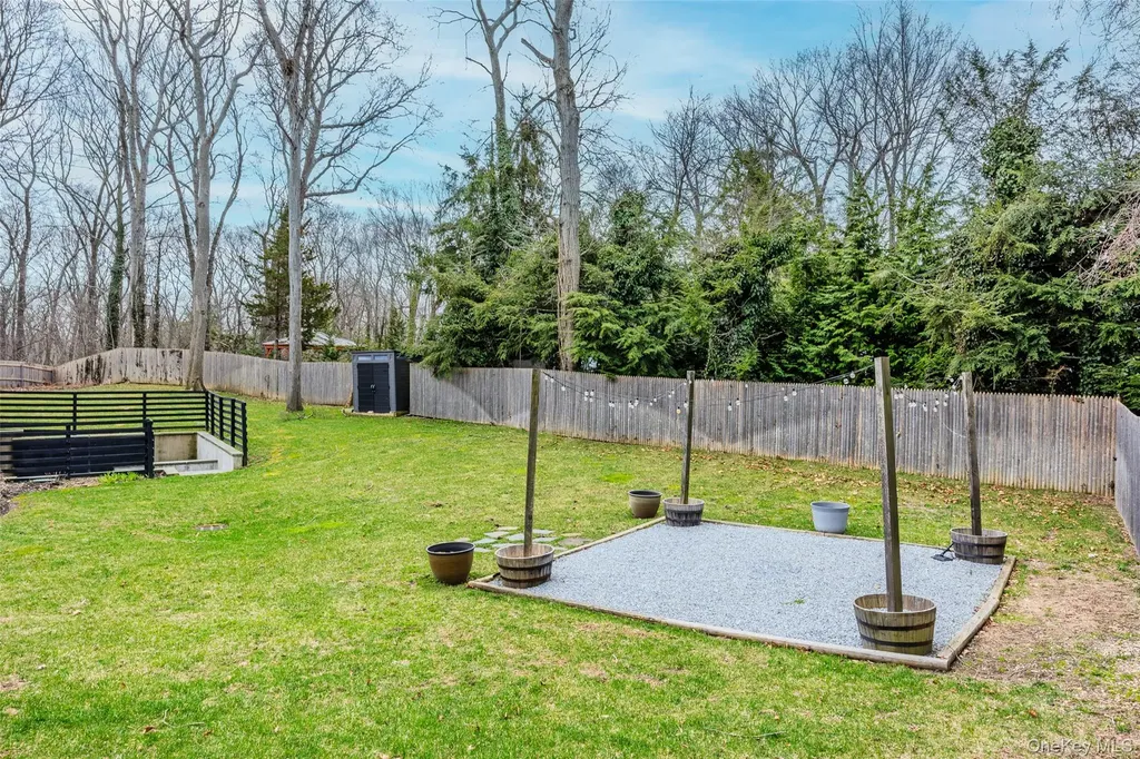 28 Old Cow Path Miller Place NY 11764