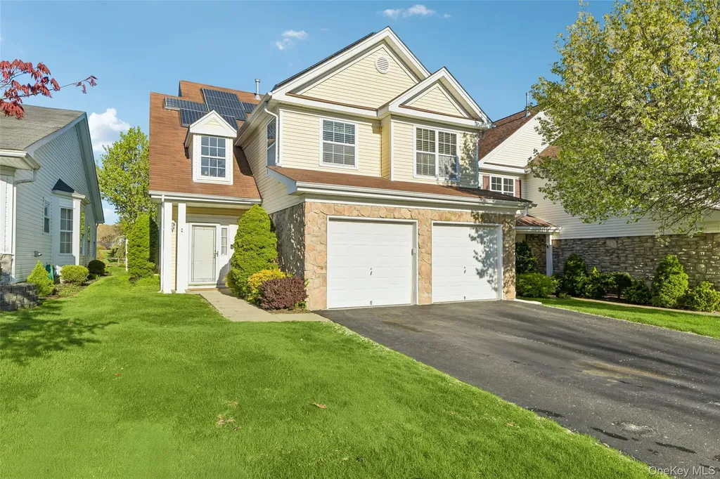 14 Julia Circle Middle Island NY 11953