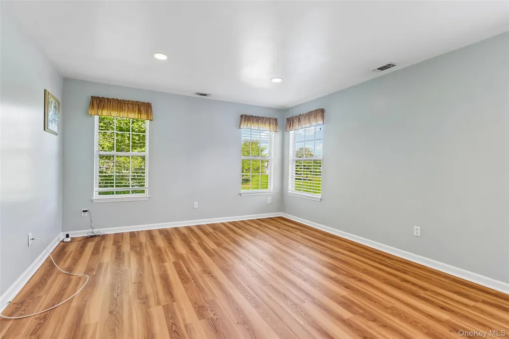 14 Julia Circle Middle Island NY 11953