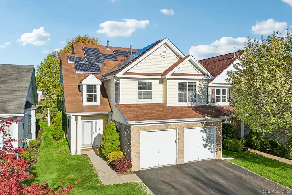14 Julia Circle Middle Island NY 11953
