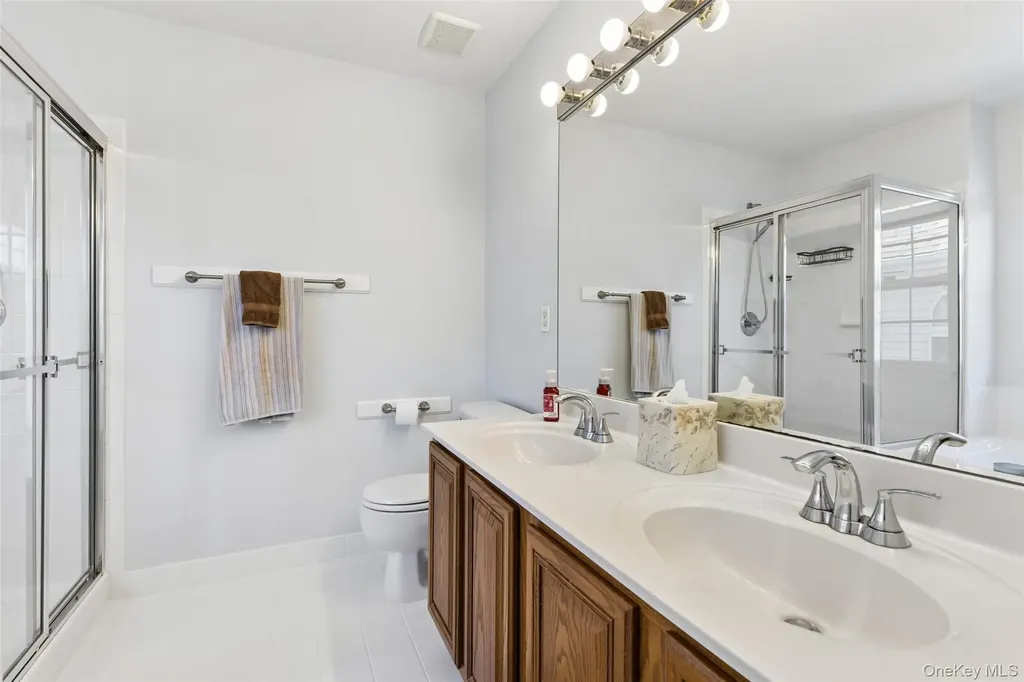 14 Julia Circle Middle Island NY 11953