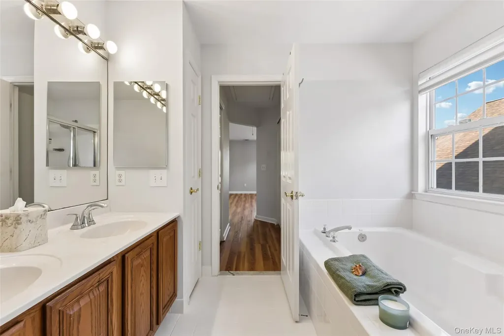 14 Julia Circle Middle Island NY 11953