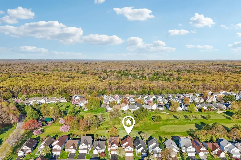 14 Julia Circle Middle Island NY 11953
