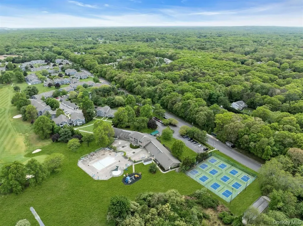 14 Julia Circle Middle Island NY 11953