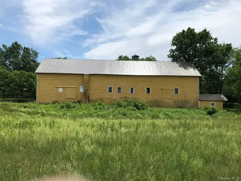 181 Huguenot Street New Paltz NY 12561