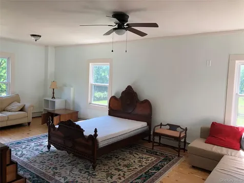 181 Huguenot Street New Paltz NY 12561