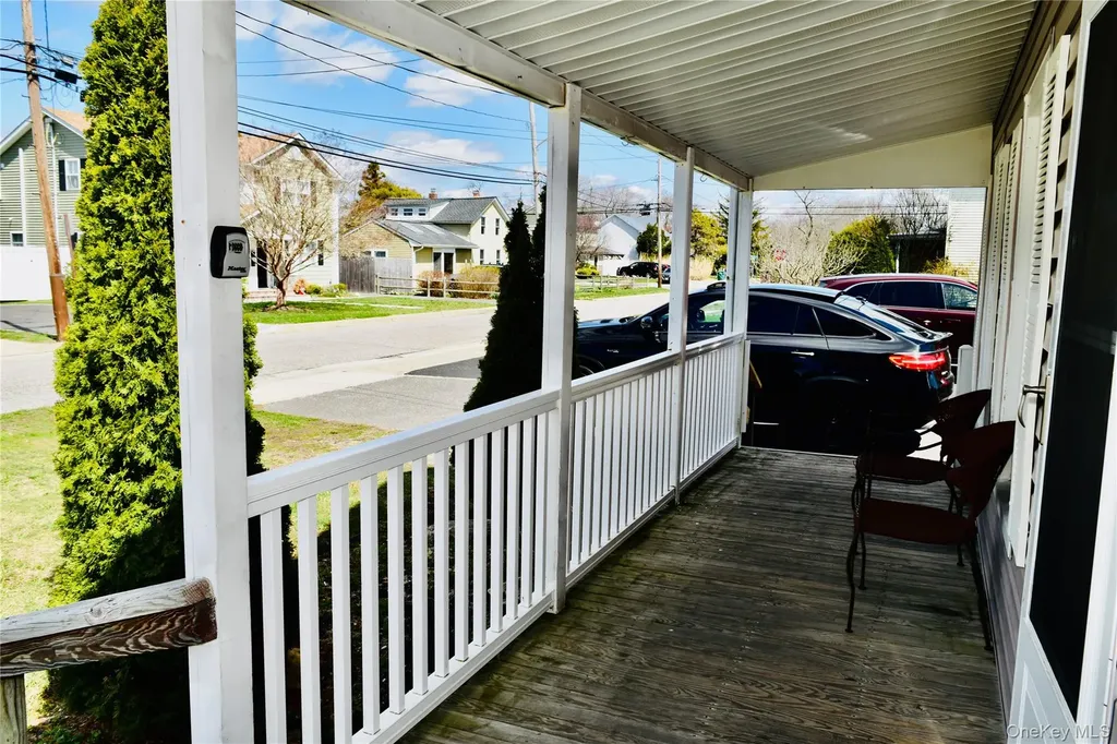 32 Pearl Street Patchogue NY 11772