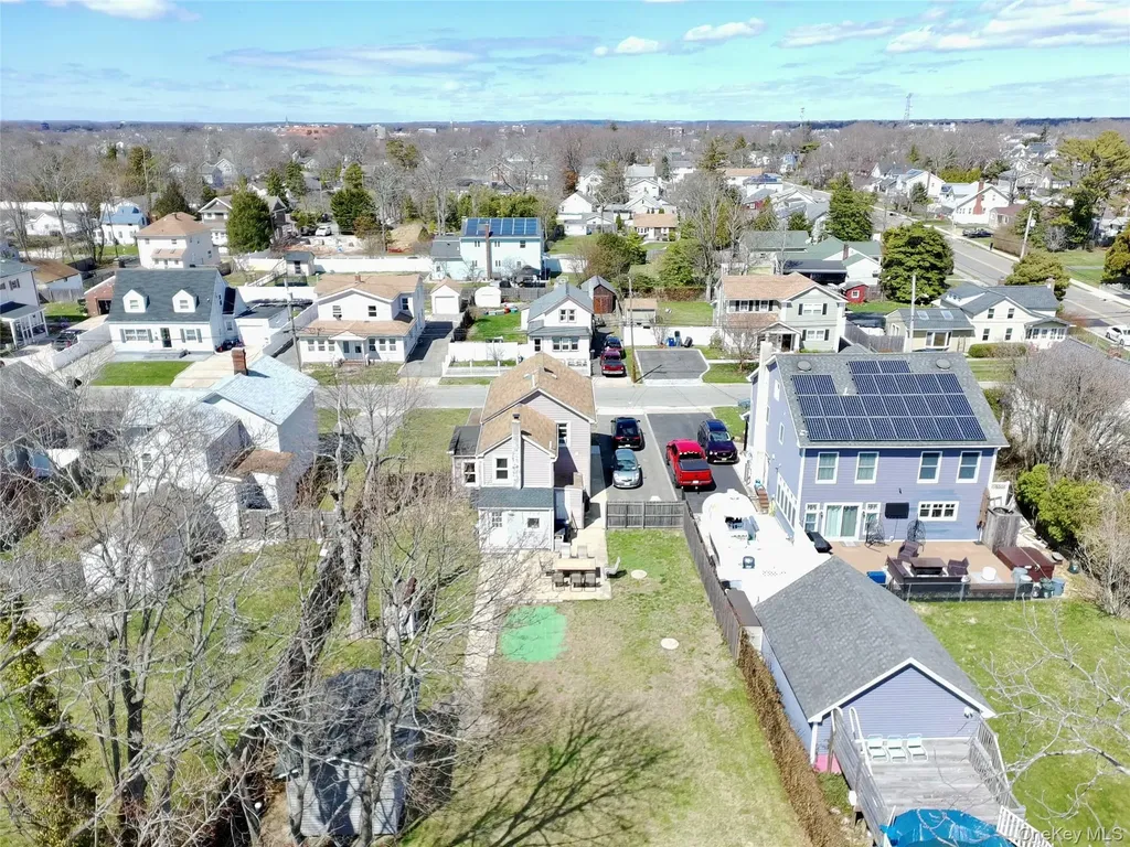 32 Pearl Street Patchogue NY 11772