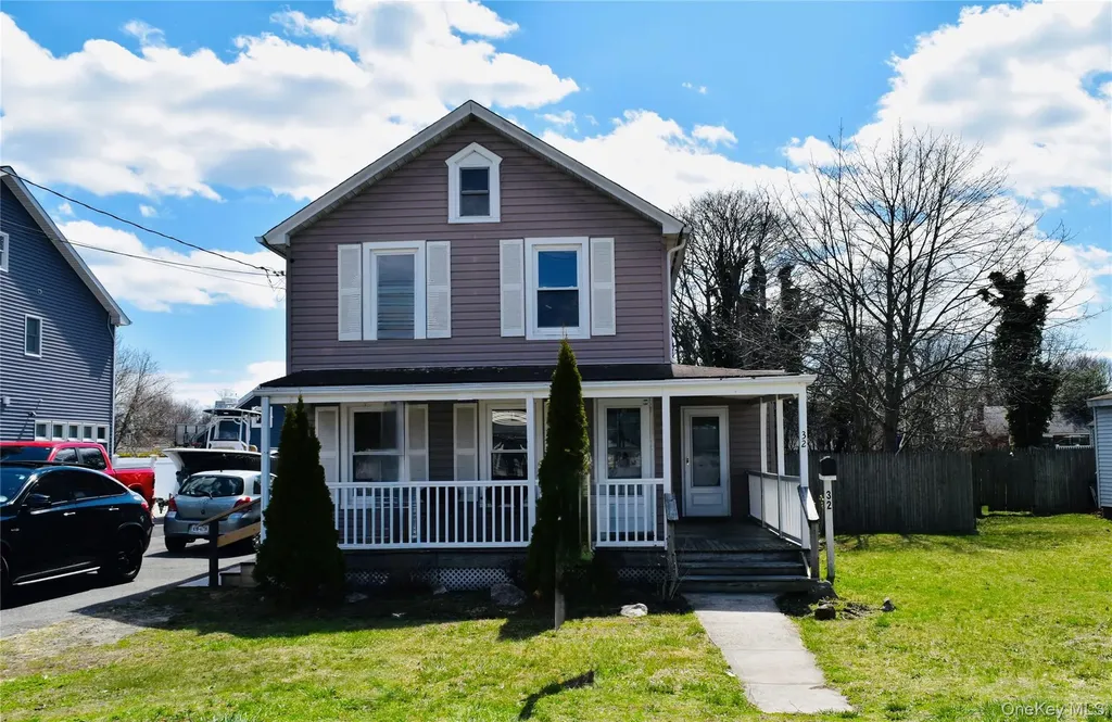 32 Pearl Street Patchogue NY 11772