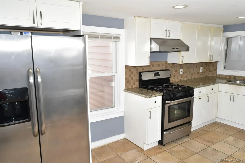 32 Pearl Street Patchogue NY 11772