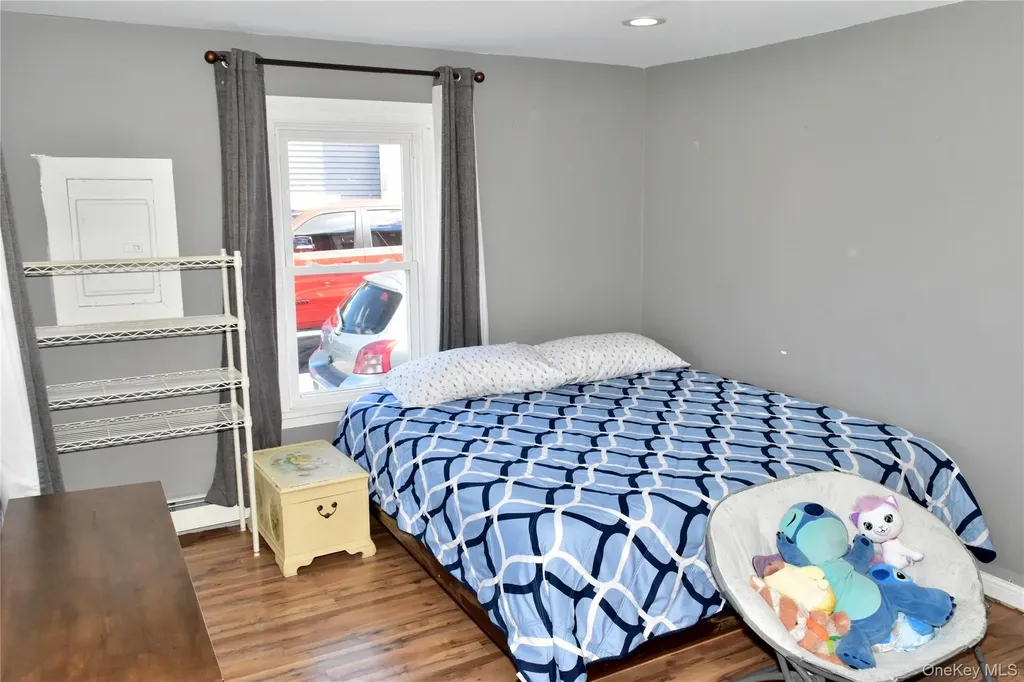 32 Pearl Street Patchogue NY 11772