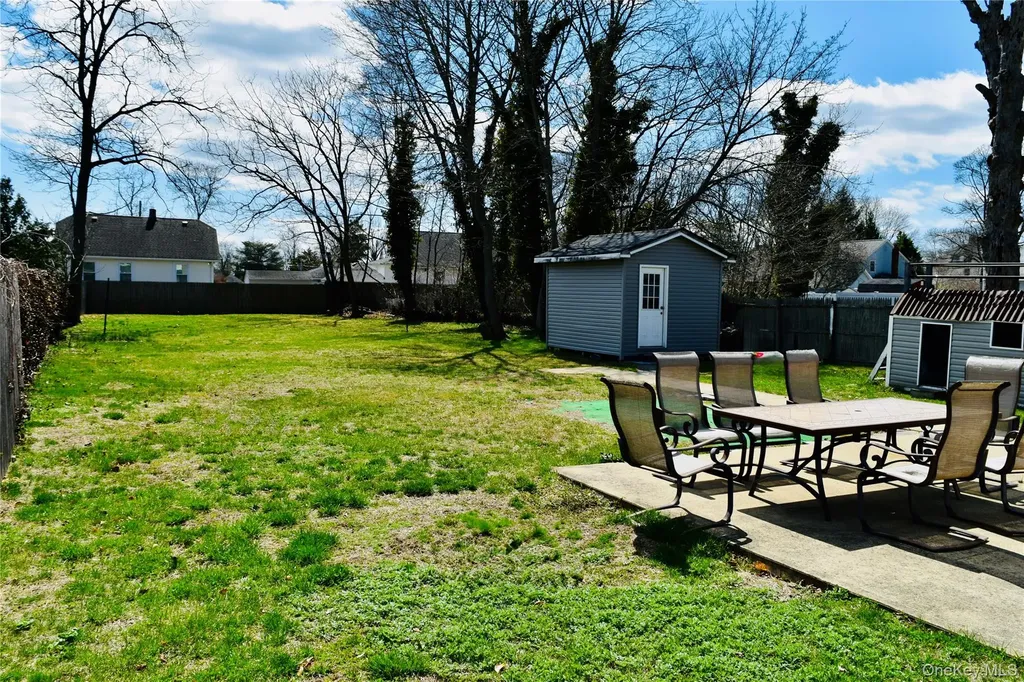 32 Pearl Street Patchogue NY 11772