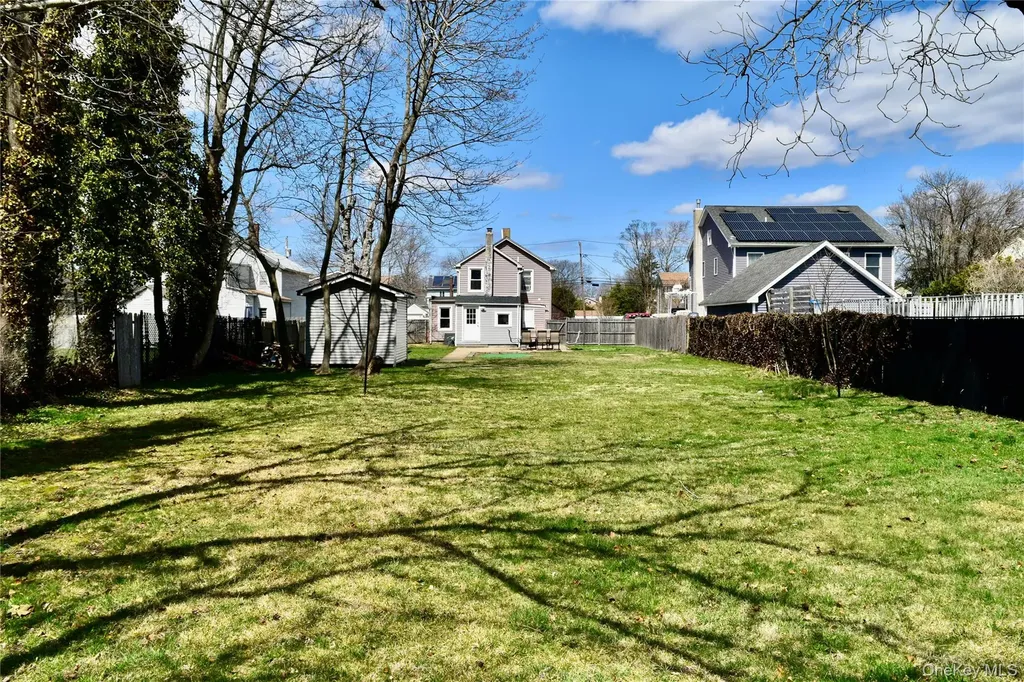 32 Pearl Street Patchogue NY 11772