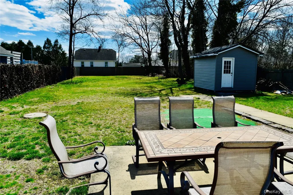 32 Pearl Street Patchogue NY 11772