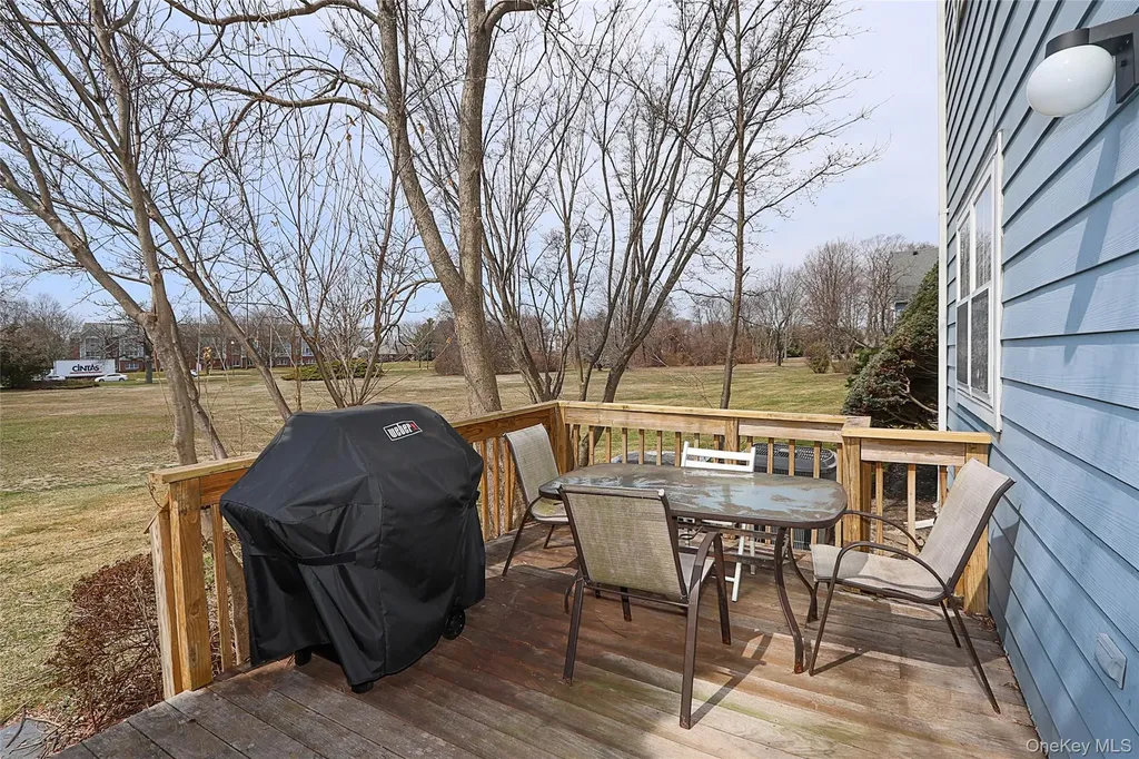 20-22 Broadlawn Drive Central Islip NY 11722