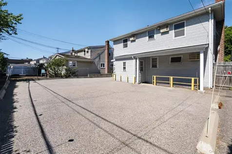 2070 Central Park Avenue Yonkers NY 10710