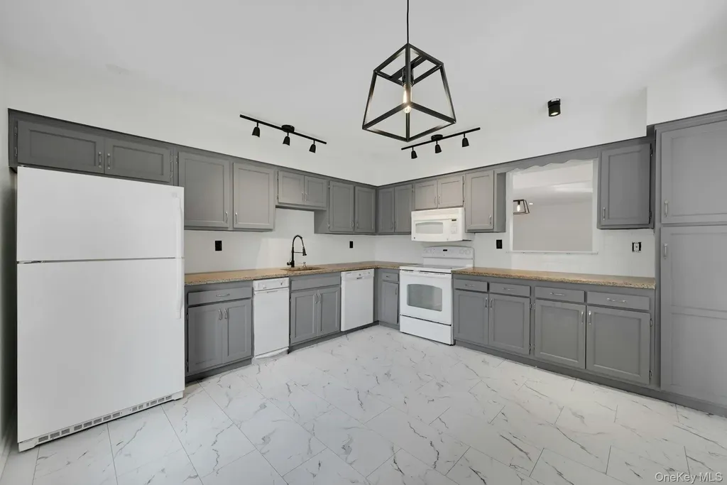 62 Somerset Drive Suffern NY 10901