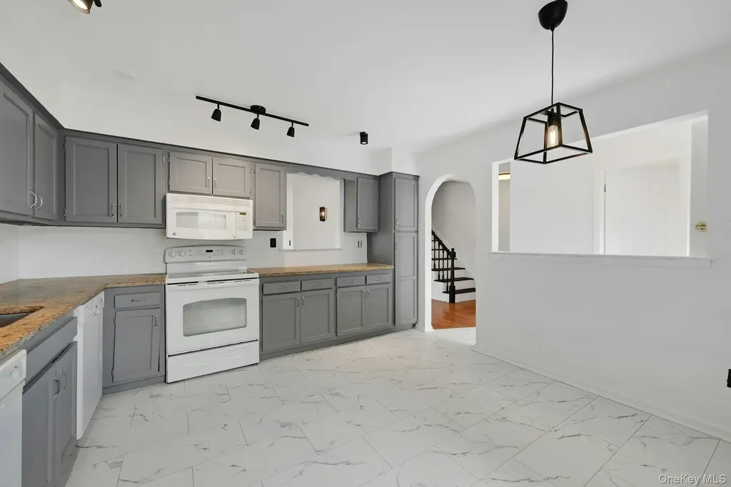 62 Somerset Drive Suffern NY 10901