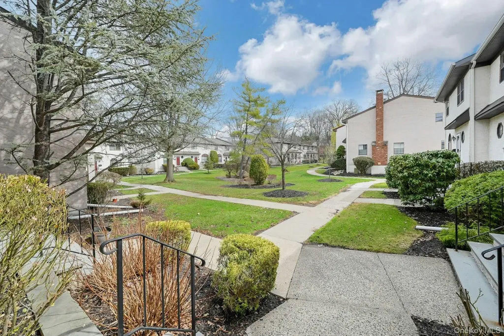 62 Somerset Drive Suffern NY 10901
