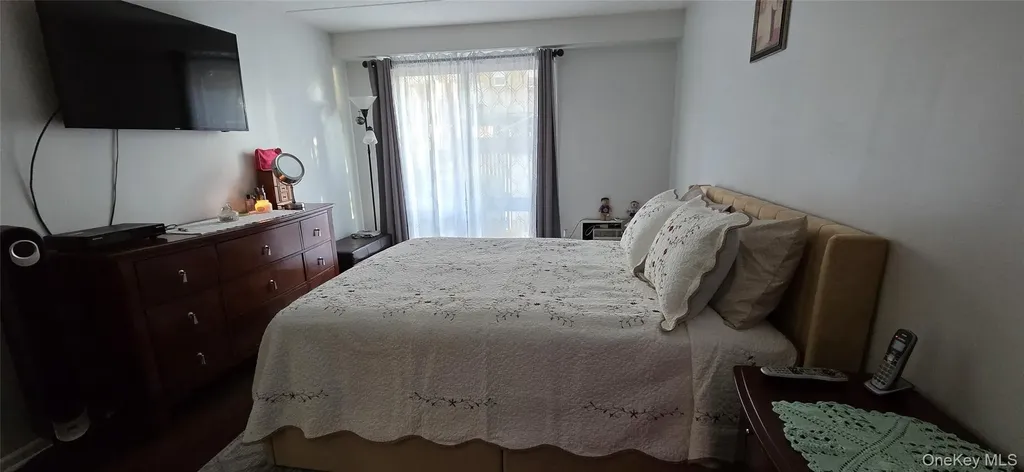 397 N Broadway Yonkers NY 10701