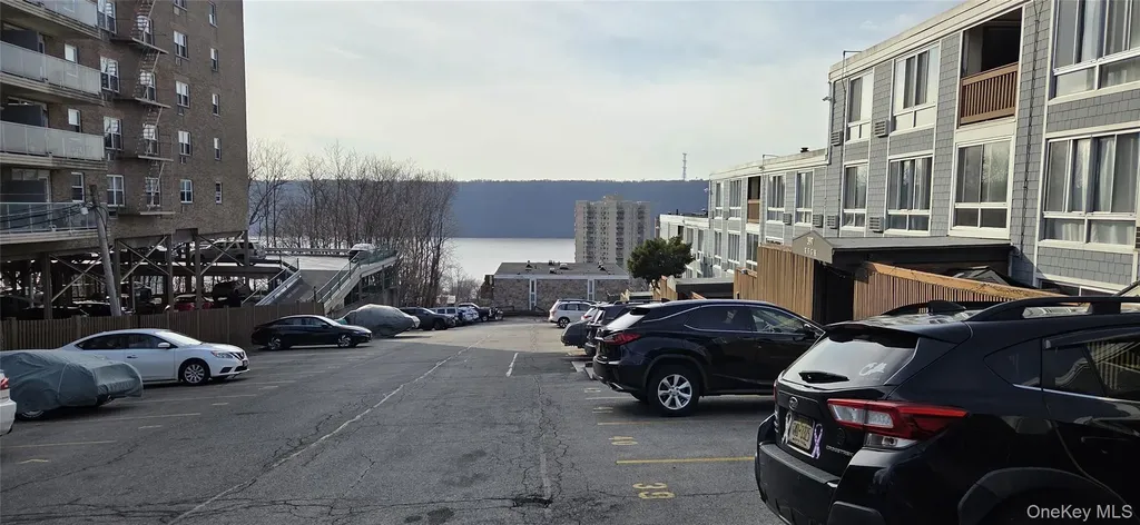 397 N Broadway Yonkers NY 10701