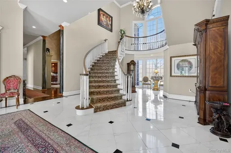 195 Feeks Lane Locust Valley NY 11560