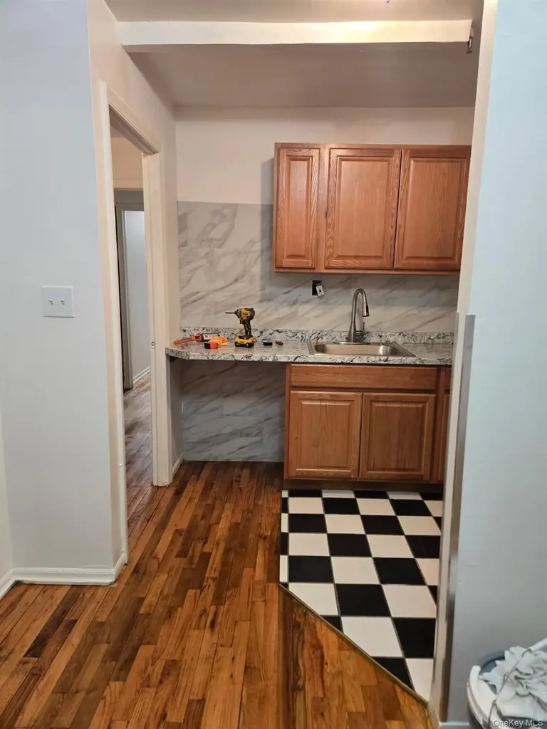 5528 98th Street Corona NY 11368