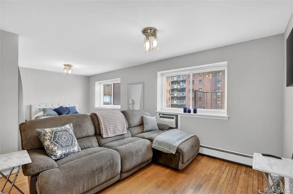 395 Westchester Avenue Port Chester NY 10573