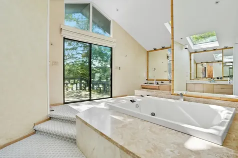 Wappingers Falls NY 12590