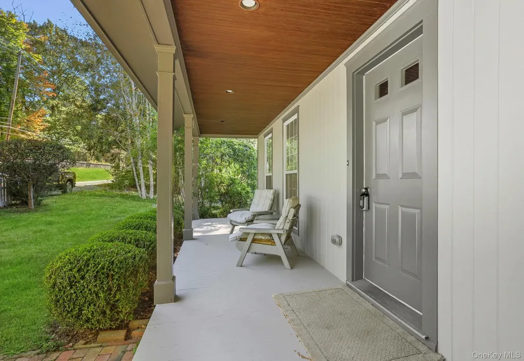 122 Harriman Road Mount Kisco NY 10549