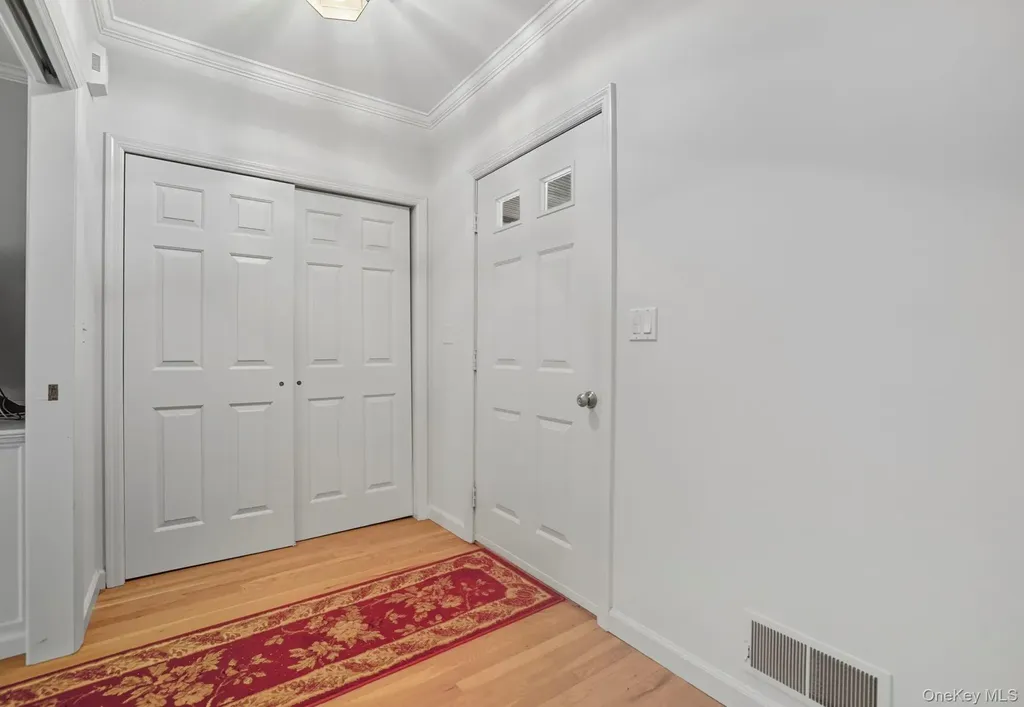 122 Harriman Road Mount Kisco NY 10549