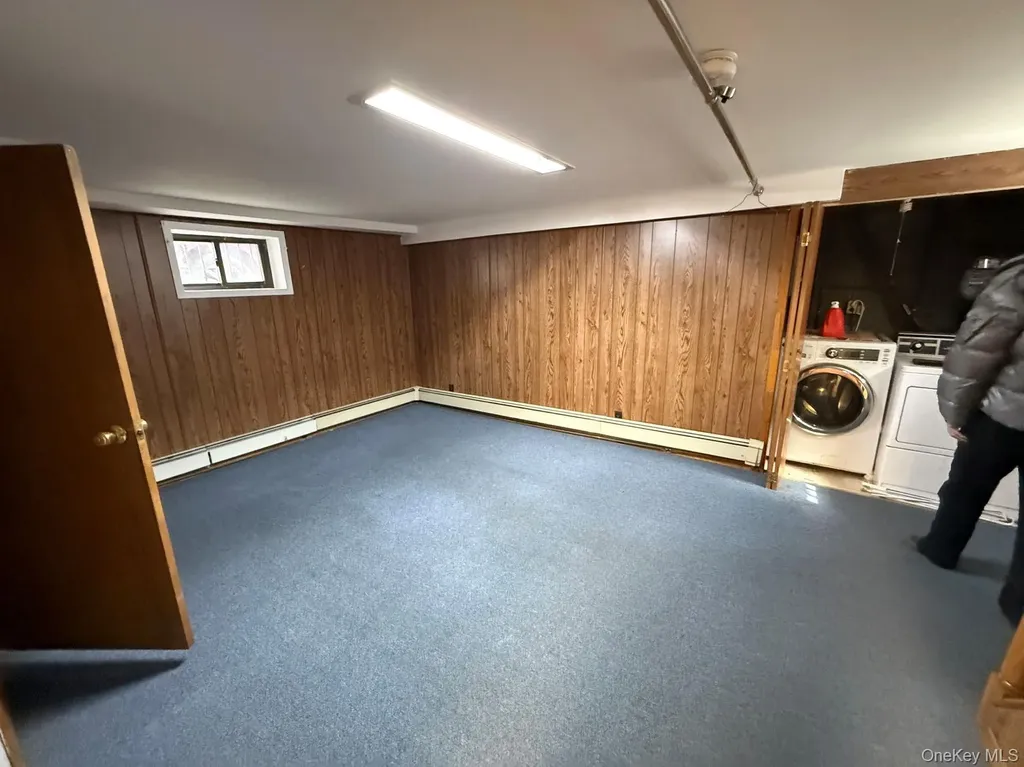 45-46 166th Street Flushing NY 11358