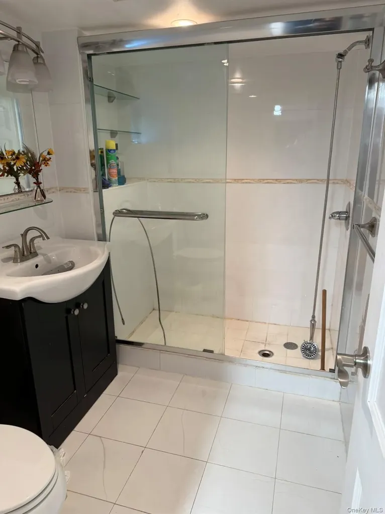45-46 166th Street Flushing NY 11358