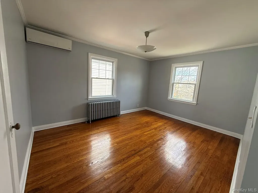 45-46 166th Street Flushing NY 11358