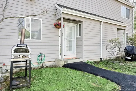 68 Hickory Hill Lane Tappan NY 10983