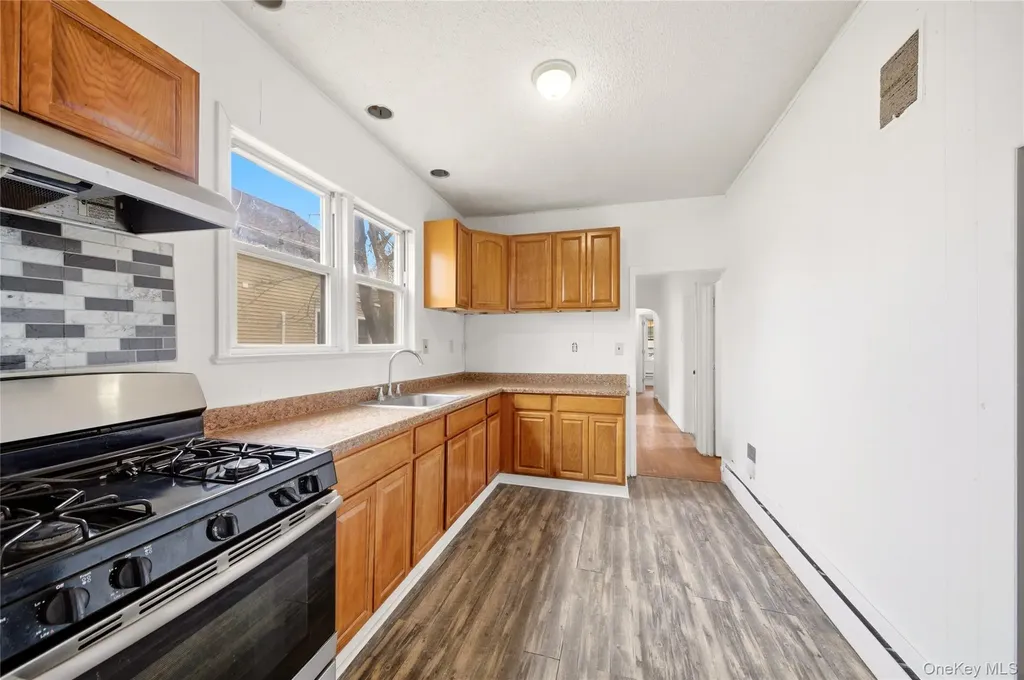 34 S High Street Mount Vernon NY 10550