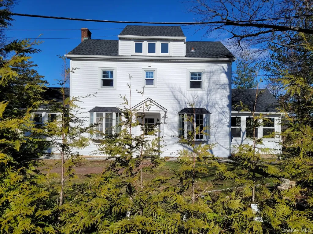 424 Centre Island Road Oyster Bay NY 11771