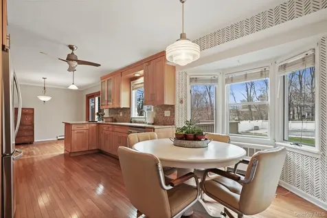 3594 Suncrest Avenue Yorktown Heights NY 10598