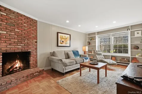 3594 Suncrest Avenue Yorktown Heights NY 10598