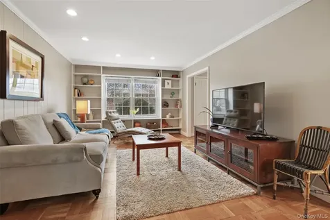 3594 Suncrest Avenue Yorktown Heights NY 10598
