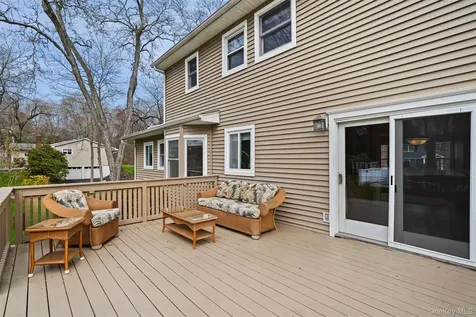 3594 Suncrest Avenue Yorktown Heights NY 10598
