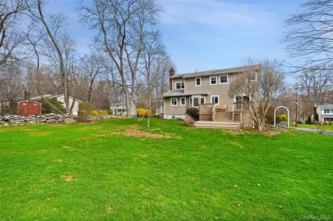 3594 Suncrest Avenue Yorktown Heights NY 10598