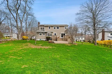 3594 Suncrest Avenue Yorktown Heights NY 10598