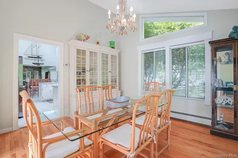 49 Chester Court Cortlandt Manor NY 10567