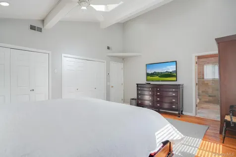 49 Chester Court Cortlandt Manor NY 10567