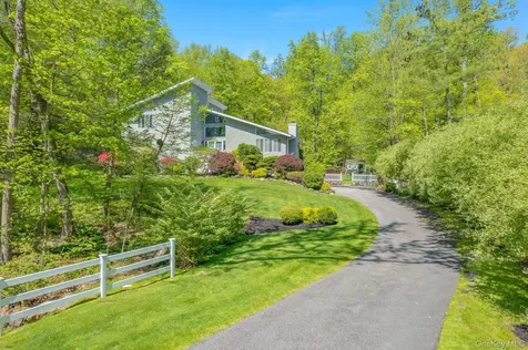 49 Chester Court Cortlandt Manor NY 10567