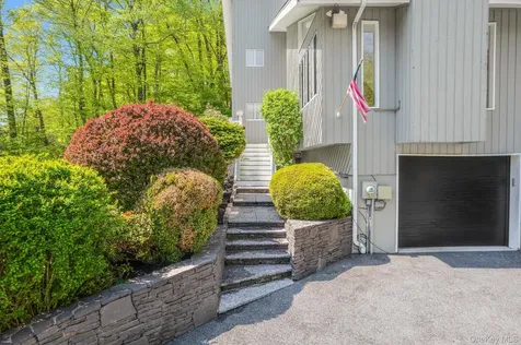 49 Chester Court Cortlandt Manor NY 10567